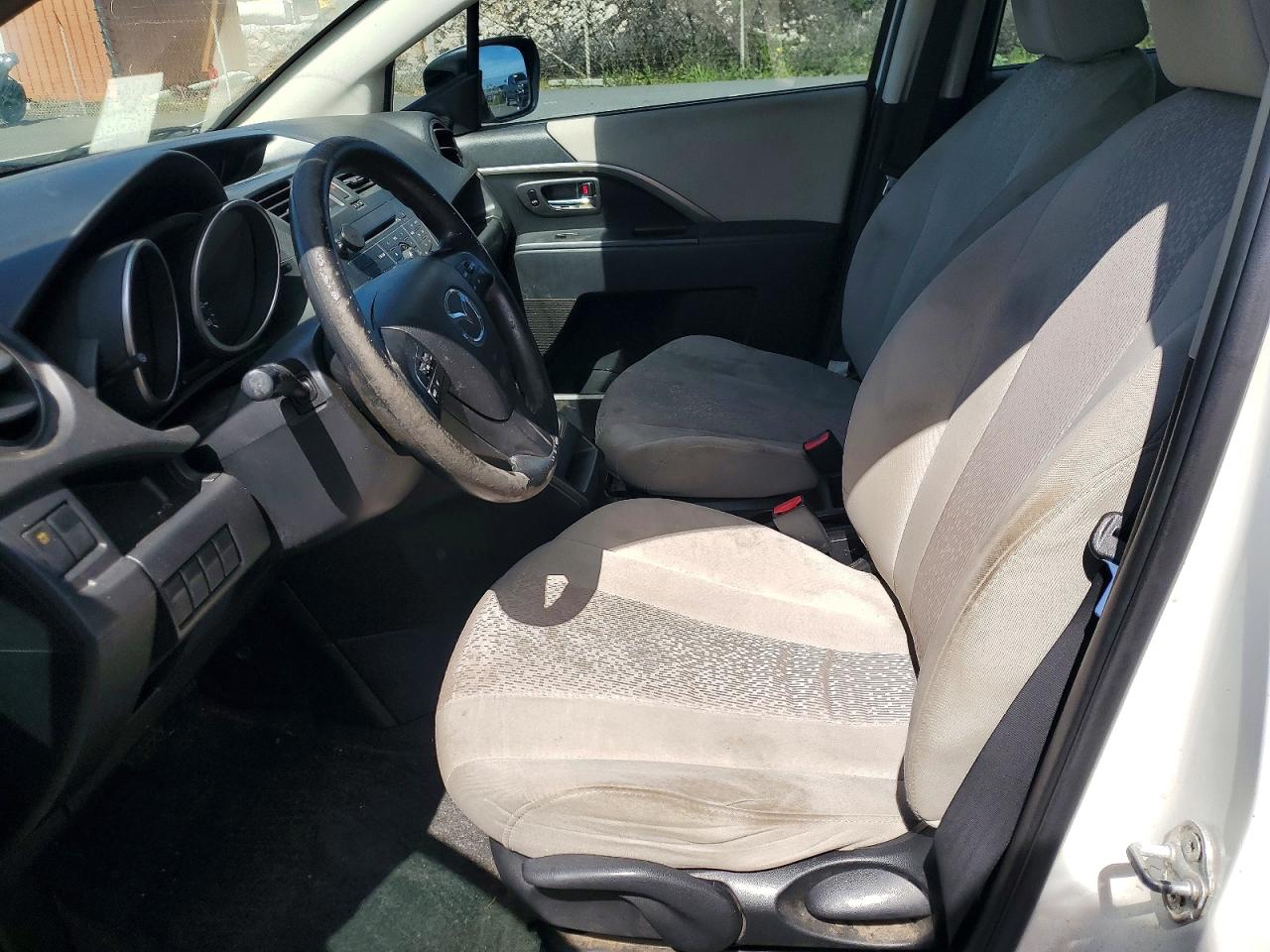 Mazda 5