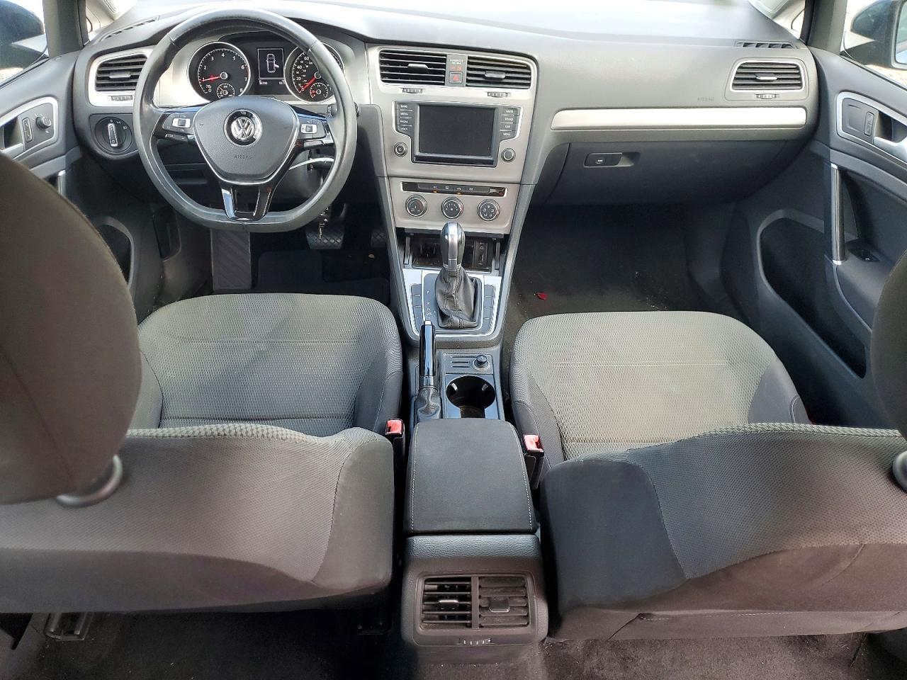 Volkswagen Golf S