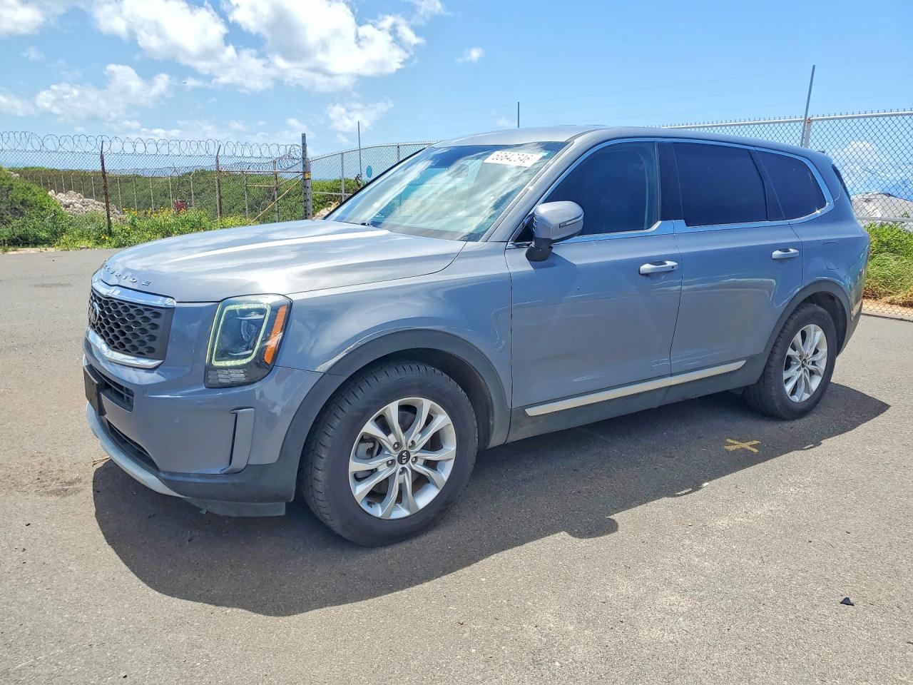 Salvage Kia Telluride Image