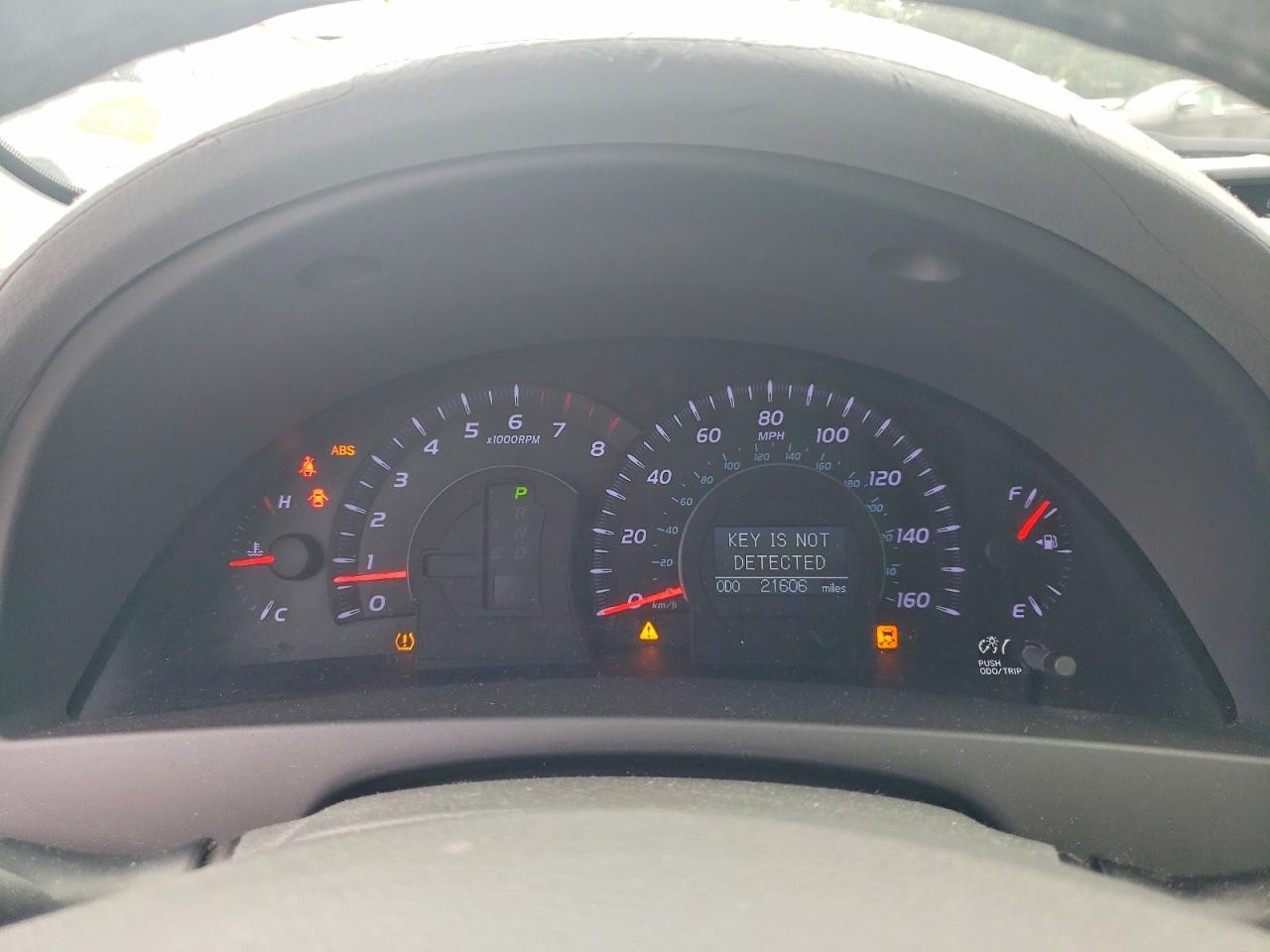 Toyota Camry Le V6