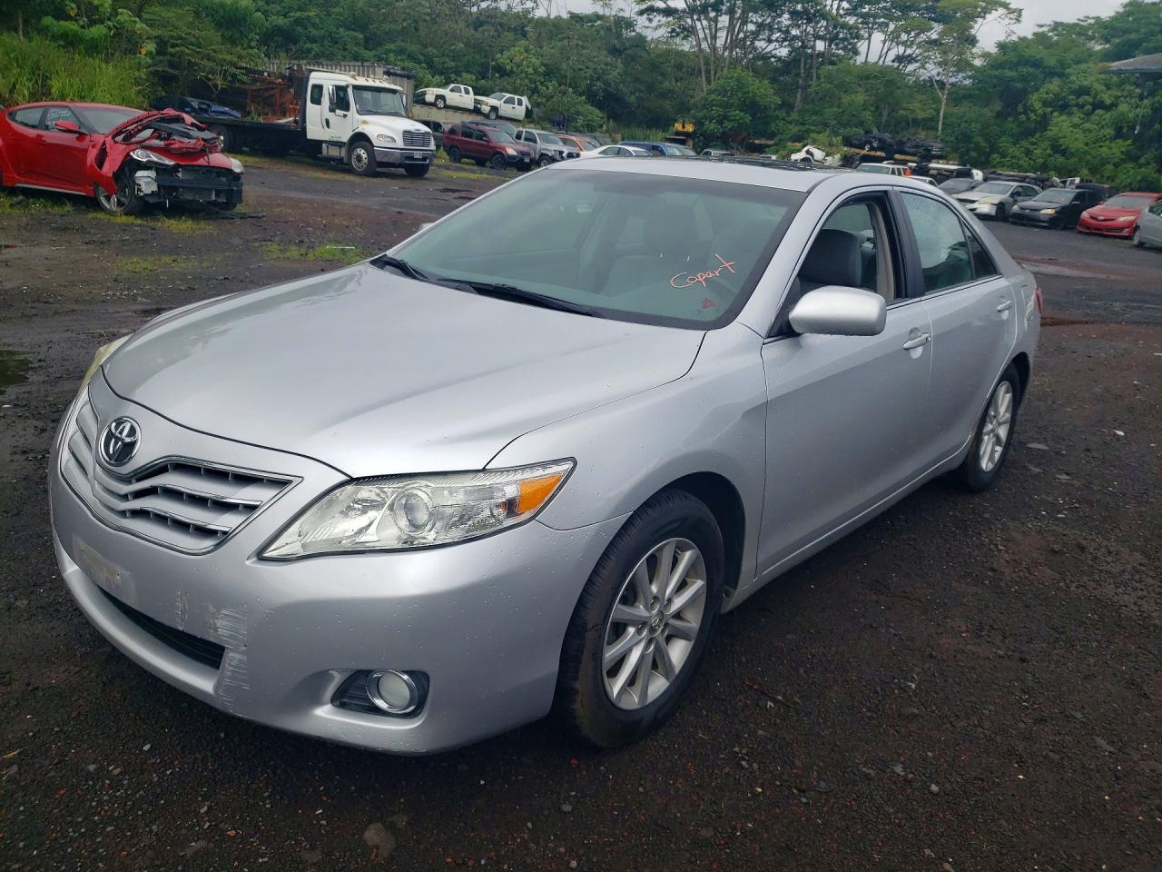 Salvage Toyota Camry Image