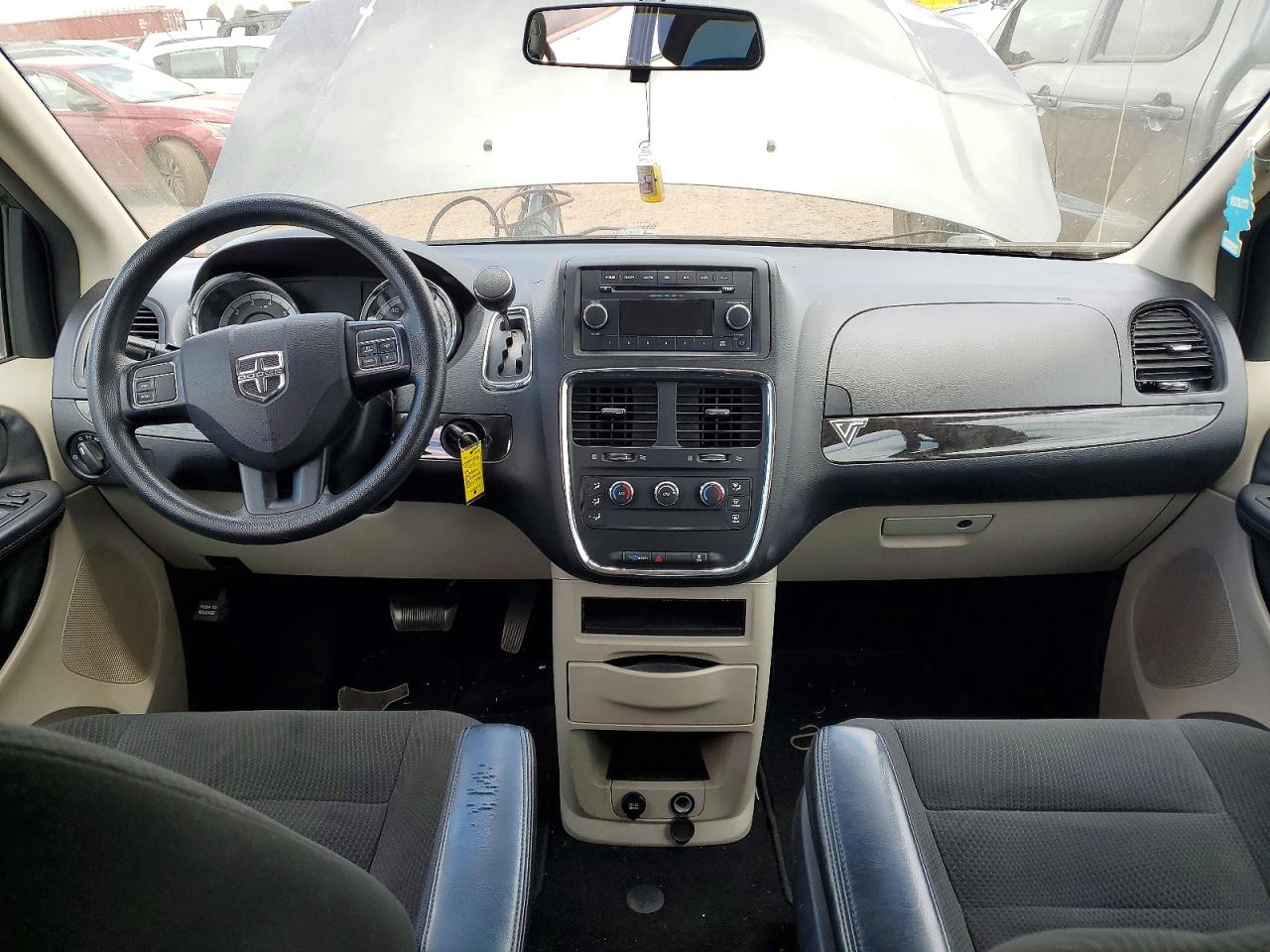 Dodge Caravan Se