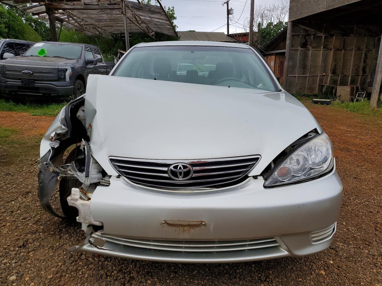 Toyota Camry Standard
