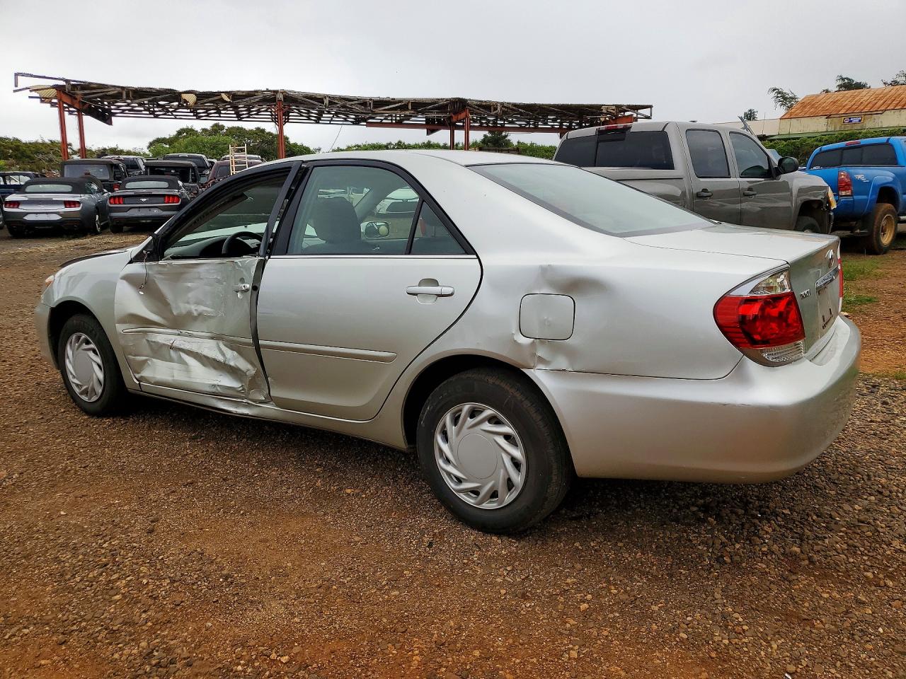 Toyota Camry Standard