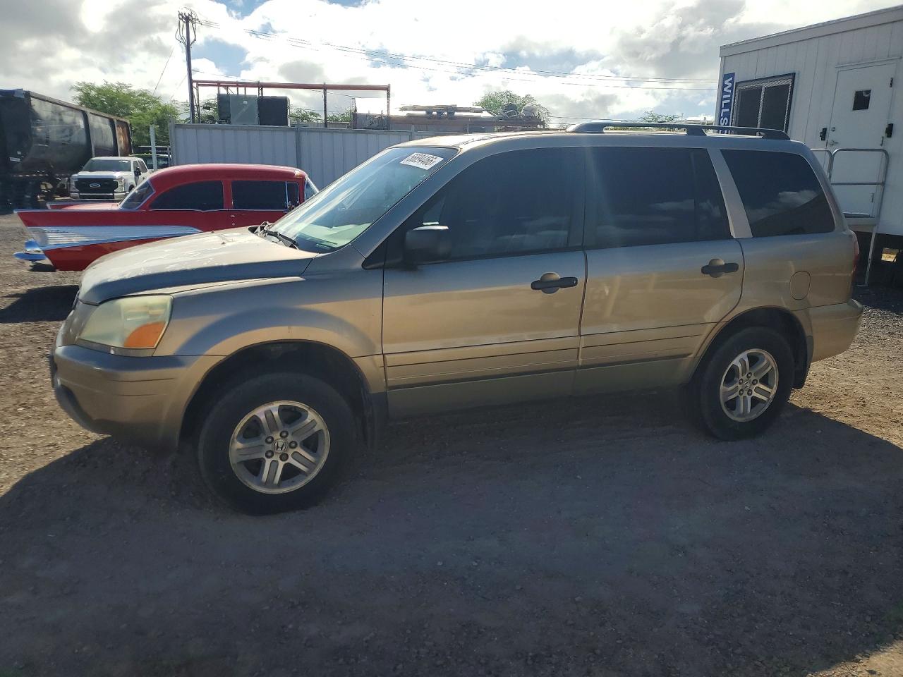 Salvage Honda Pilot Image