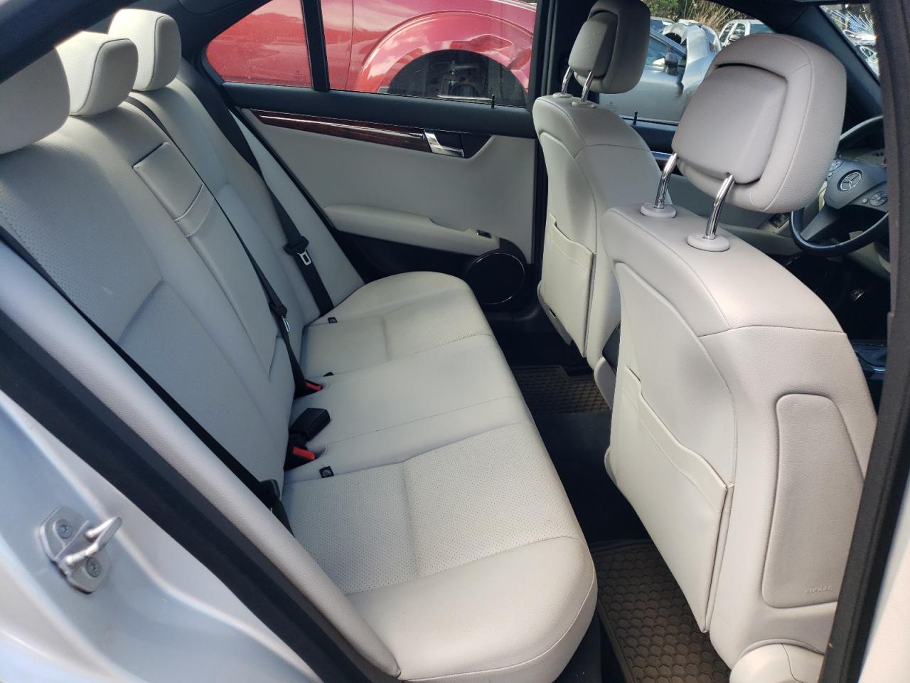 Mercedes-Benz C-Class 300