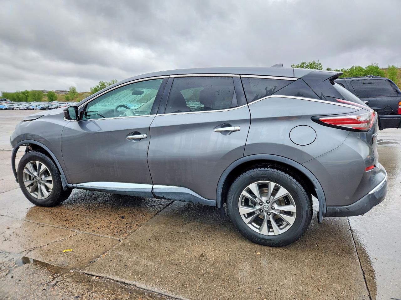 Nissan Murano S