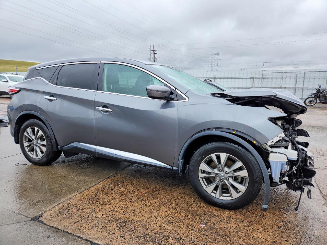Nissan Murano S