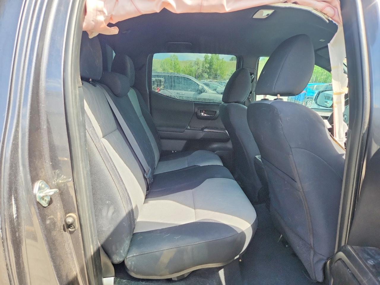 Toyota Tacoma Sr5 V6
