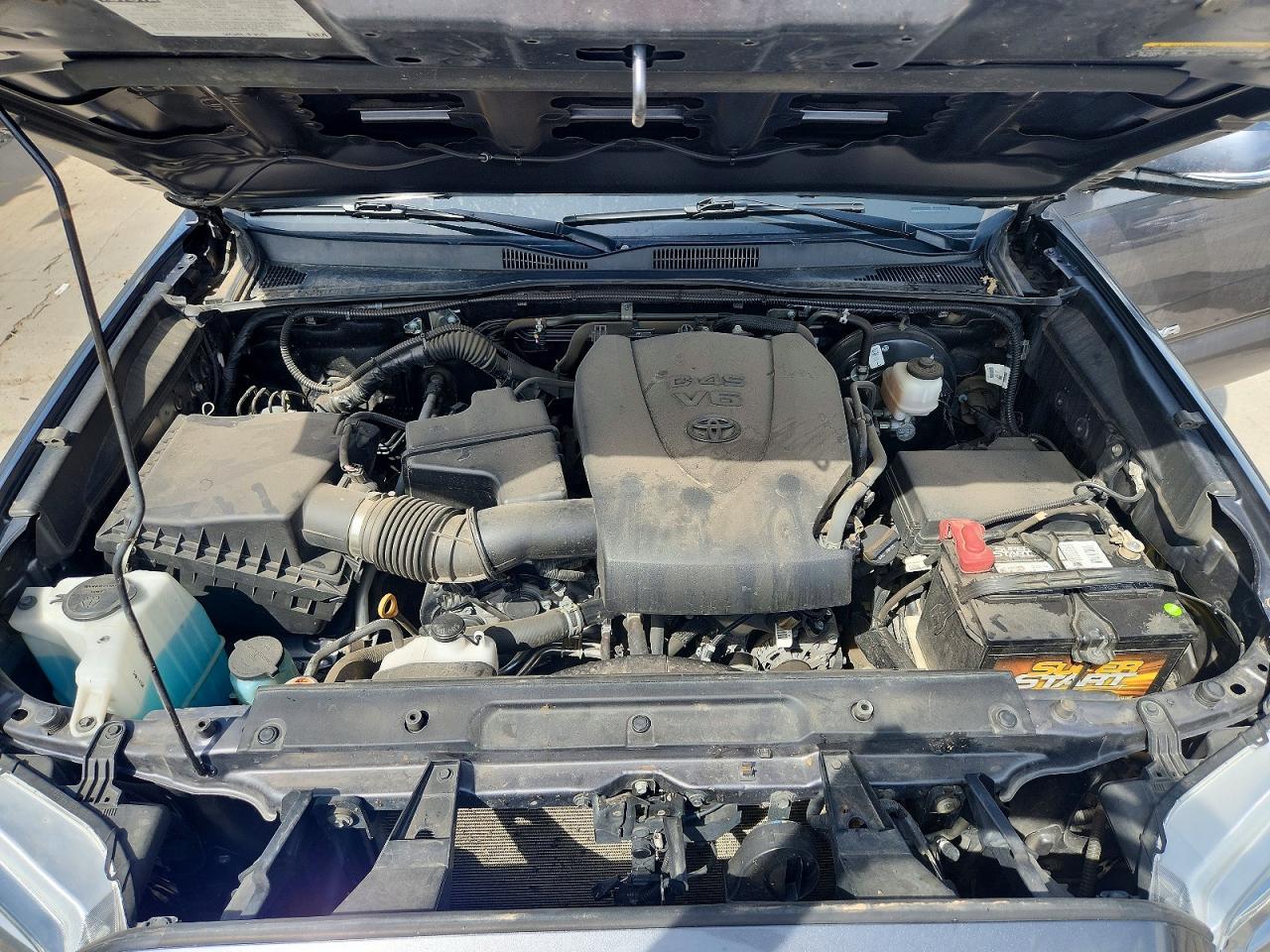 Toyota Tacoma Sr5 V6