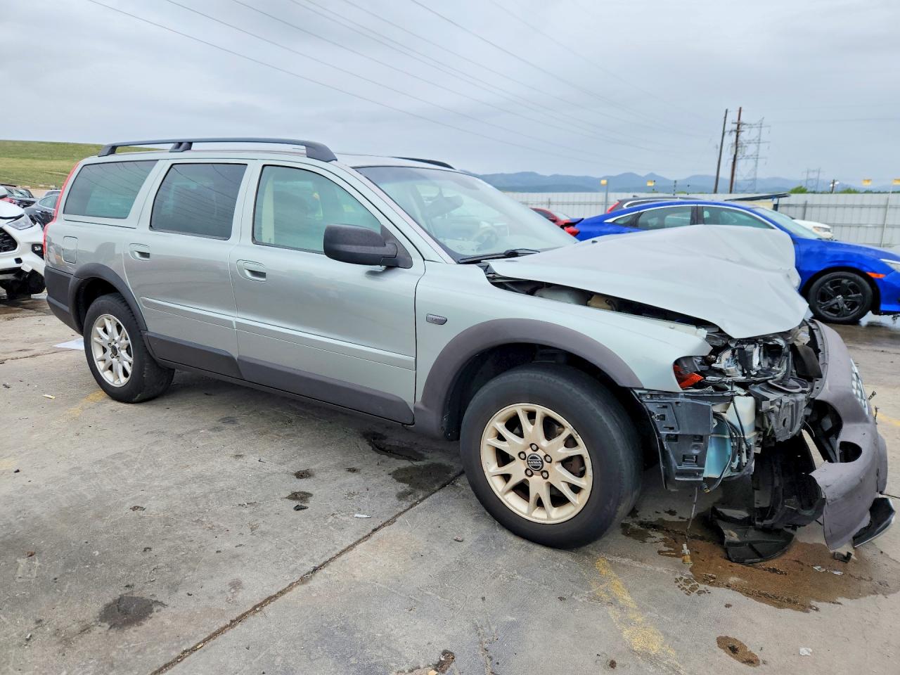 Volvo XC70