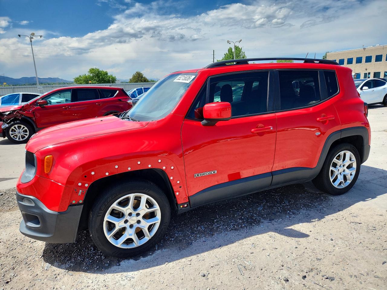 Salvage Jeep Renegade Image