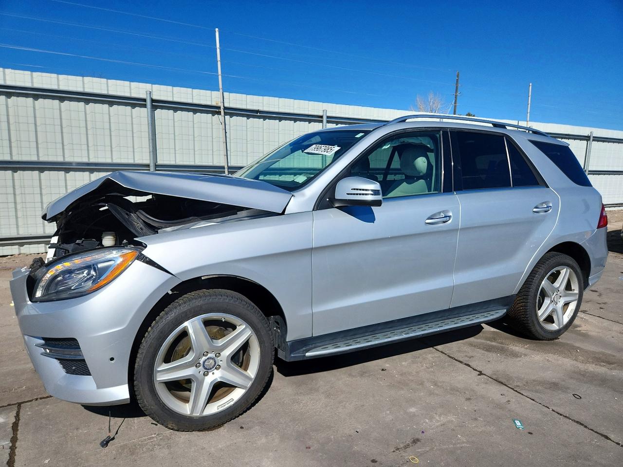 Salvage Mercedes-Benz M-Class Image