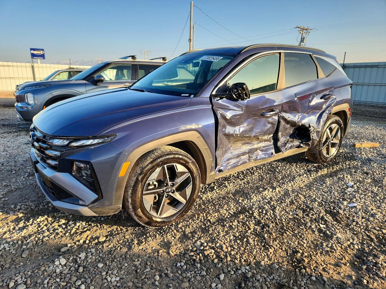 Salvage Hyundai TUCSON Image