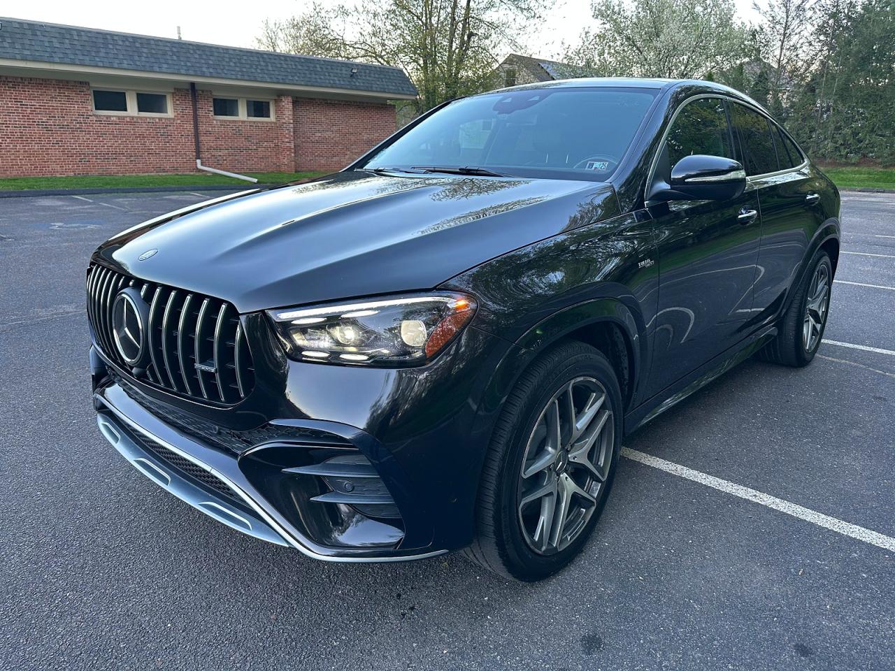 Salvage Mercedes-Benz GLE Image
