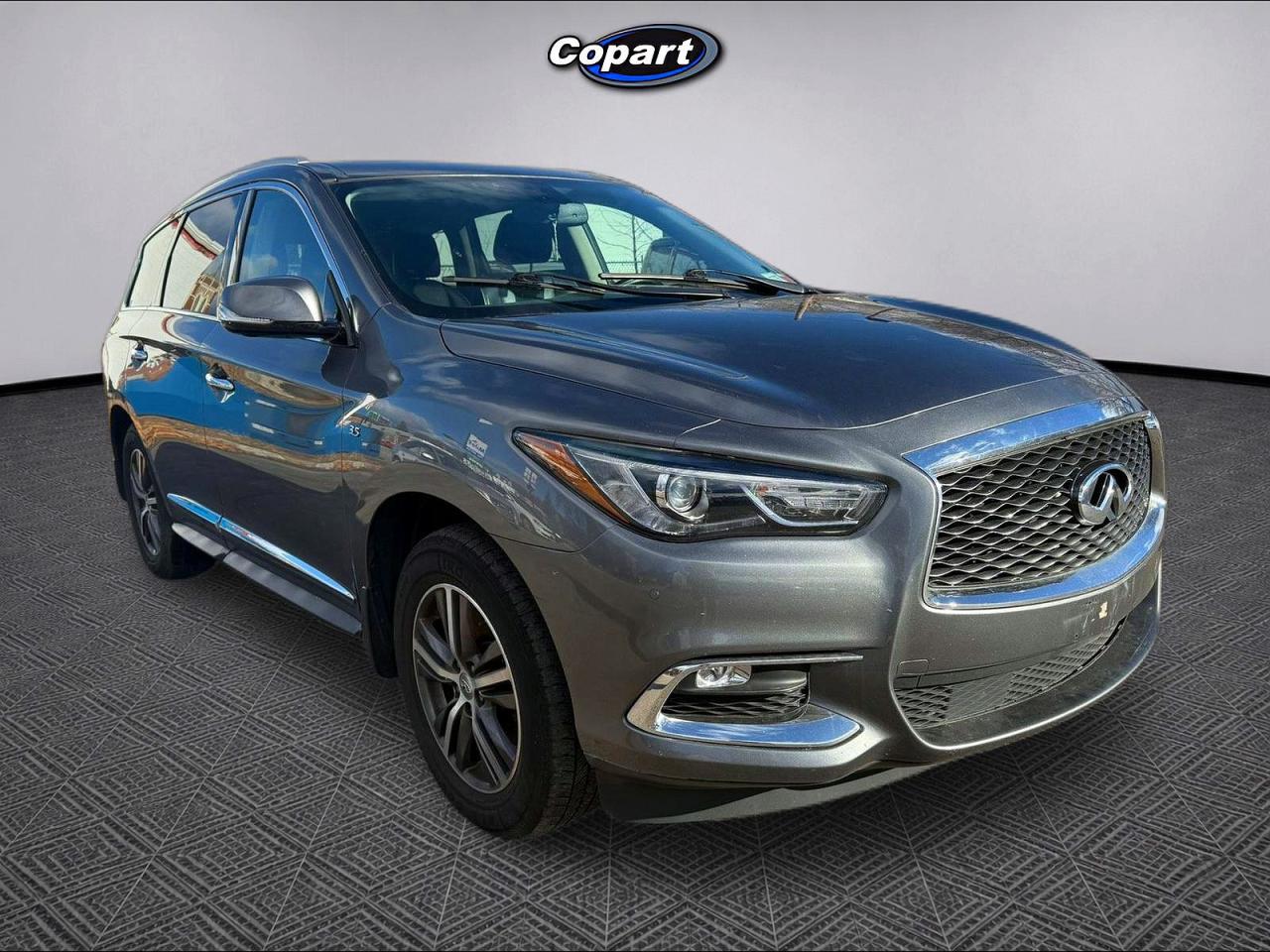 Salvage INFINITI Qx Image