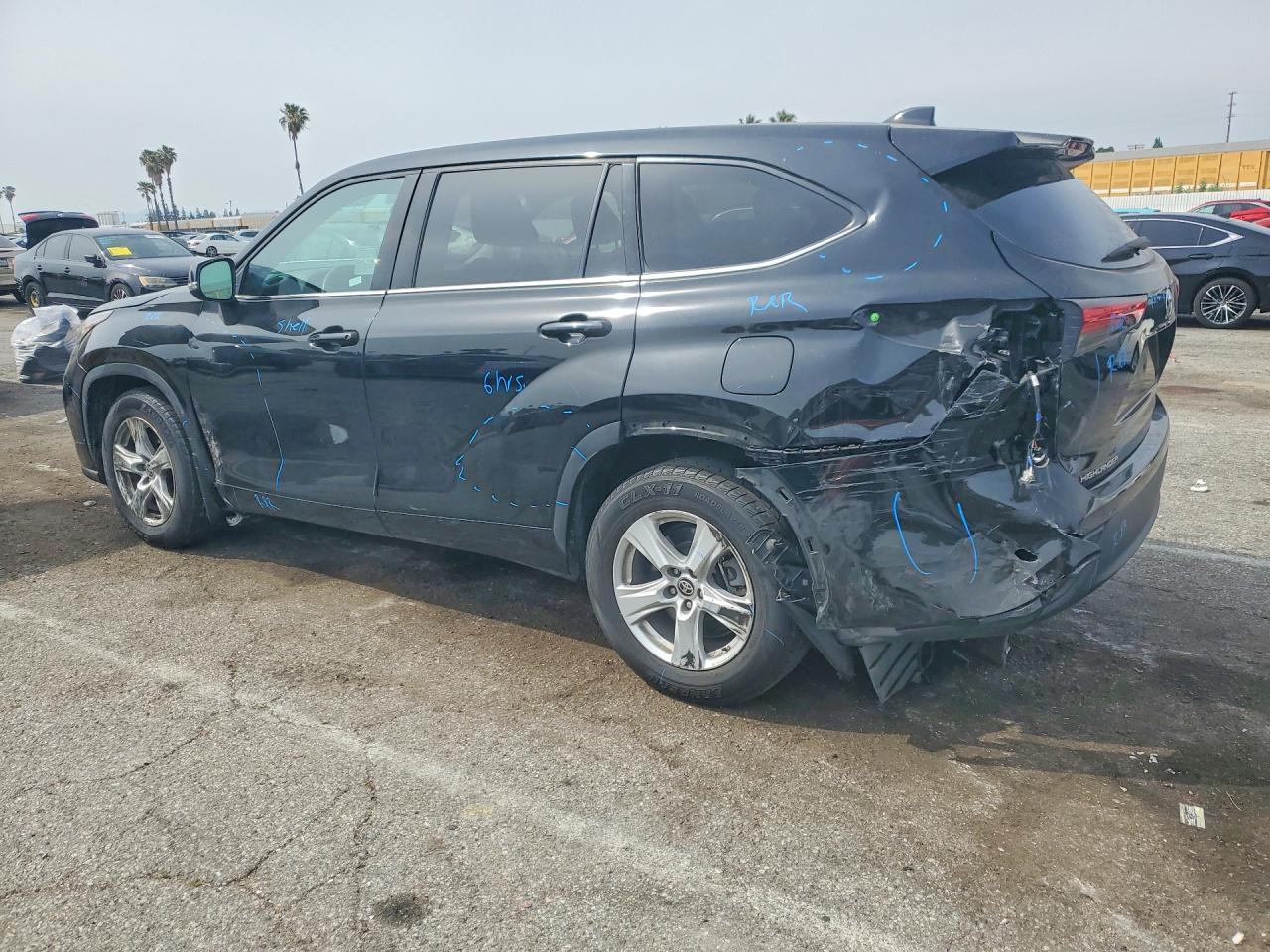 Toyota Highlander L