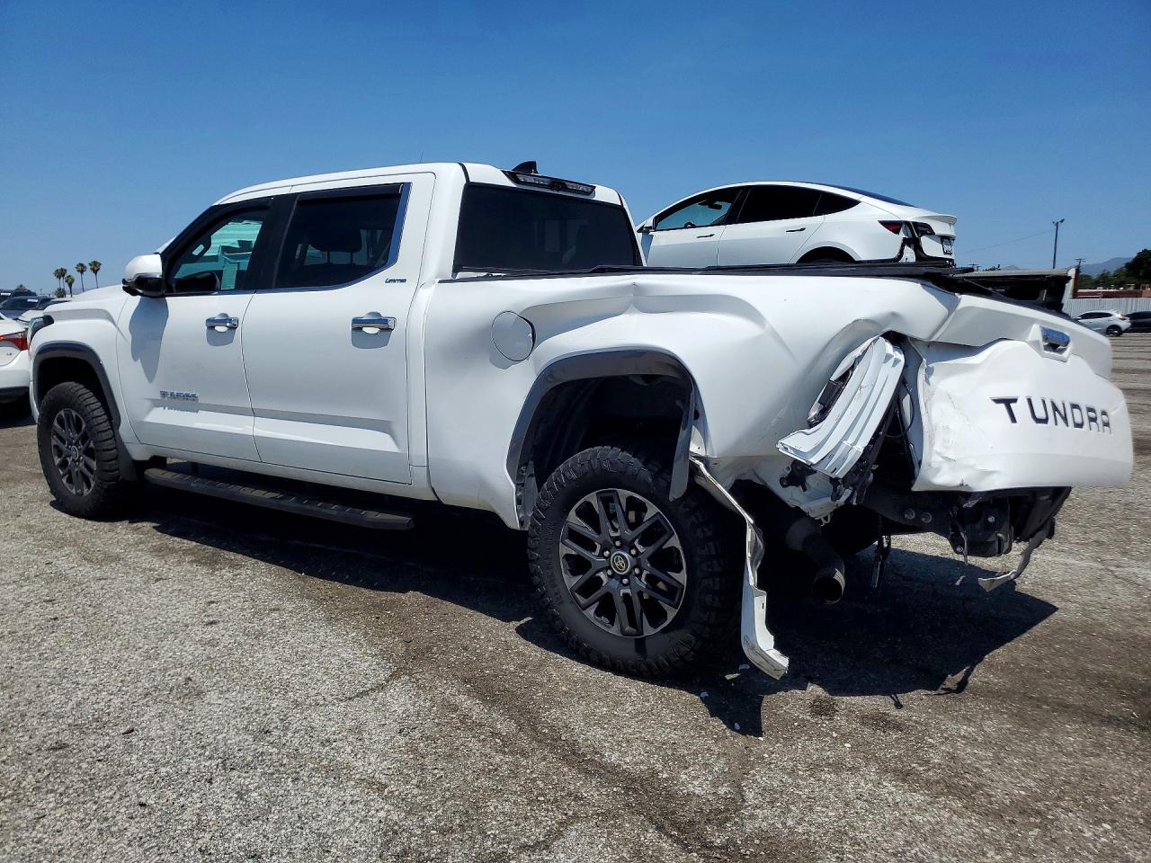 Toyota Tundra Crewmax Limited