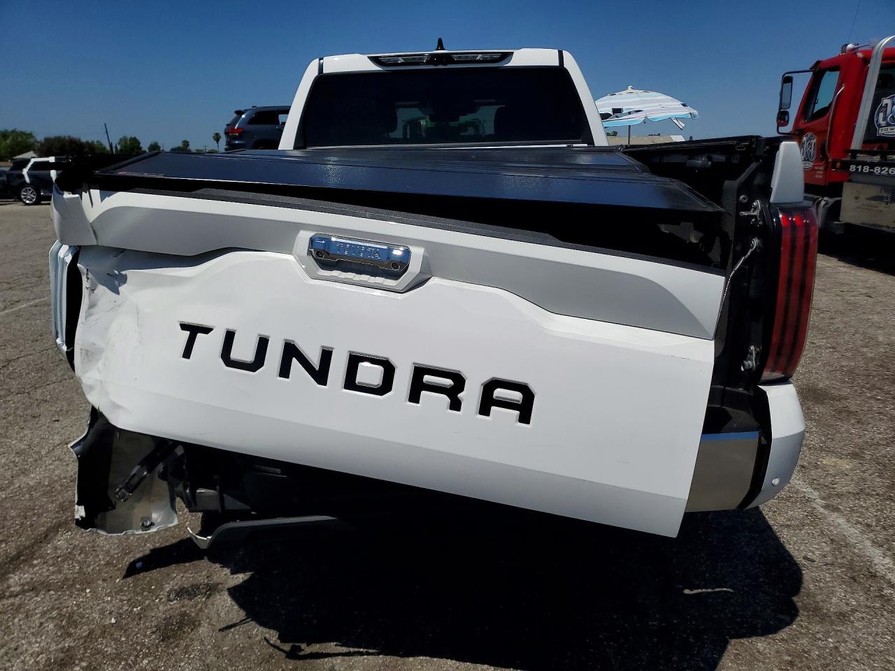 Toyota Tundra Crewmax Limited