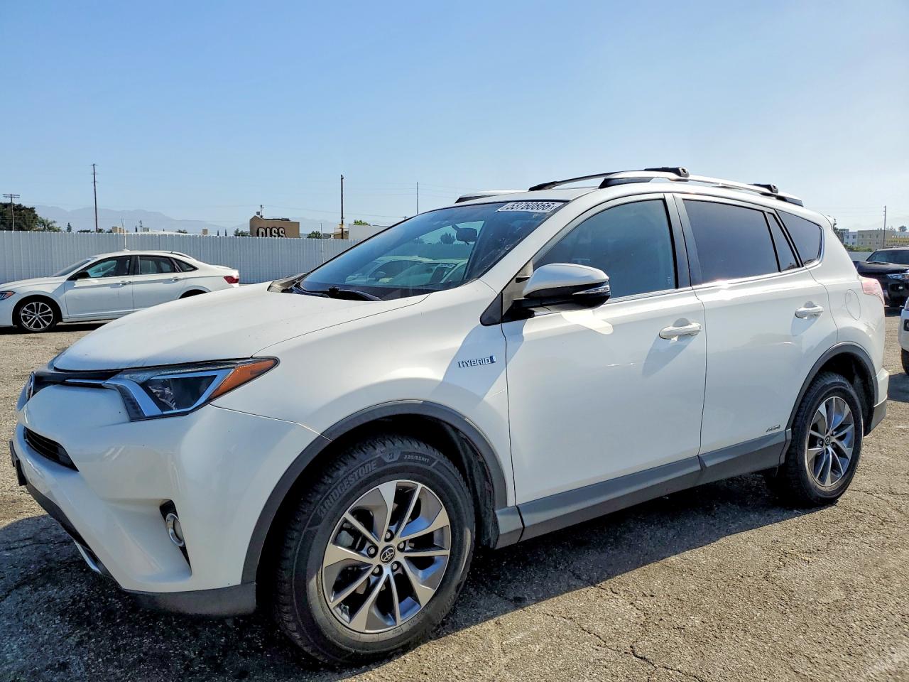 Salvage Toyota RAV4 Image