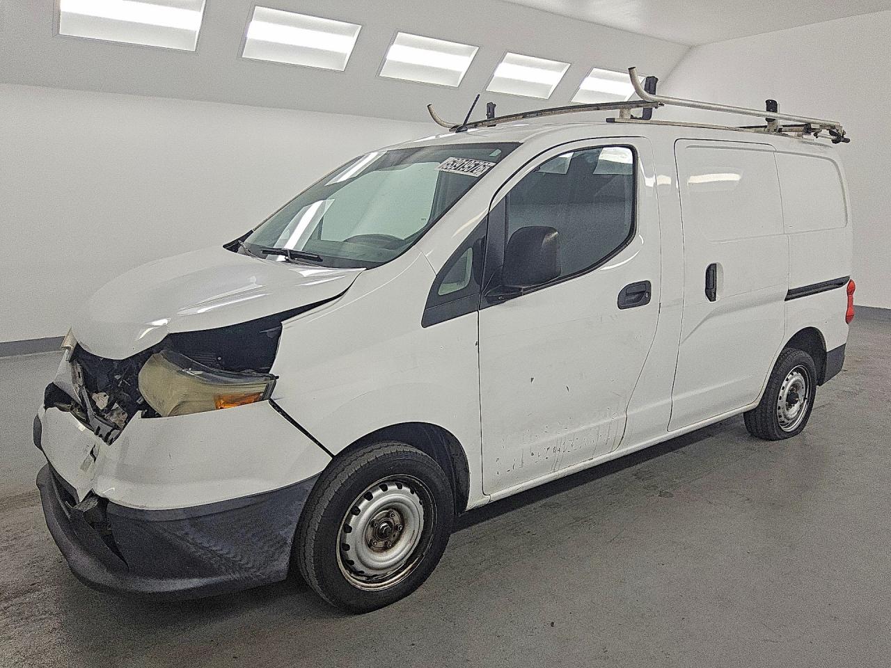 Salvage Chevrolet Express Image