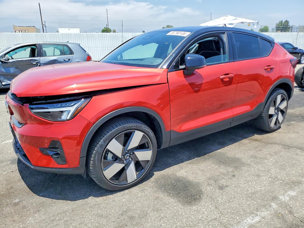 Salvage Volvo C40 Image