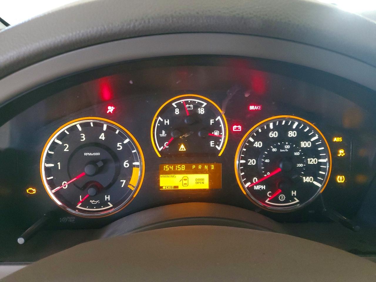 Nissan Armada Platinum