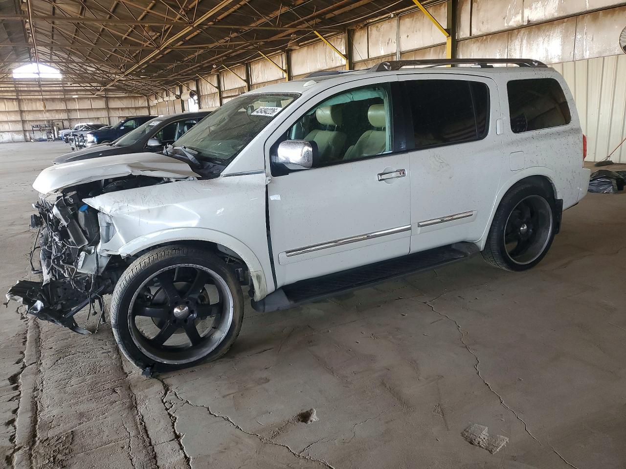 Salvage Nissan Armada Image