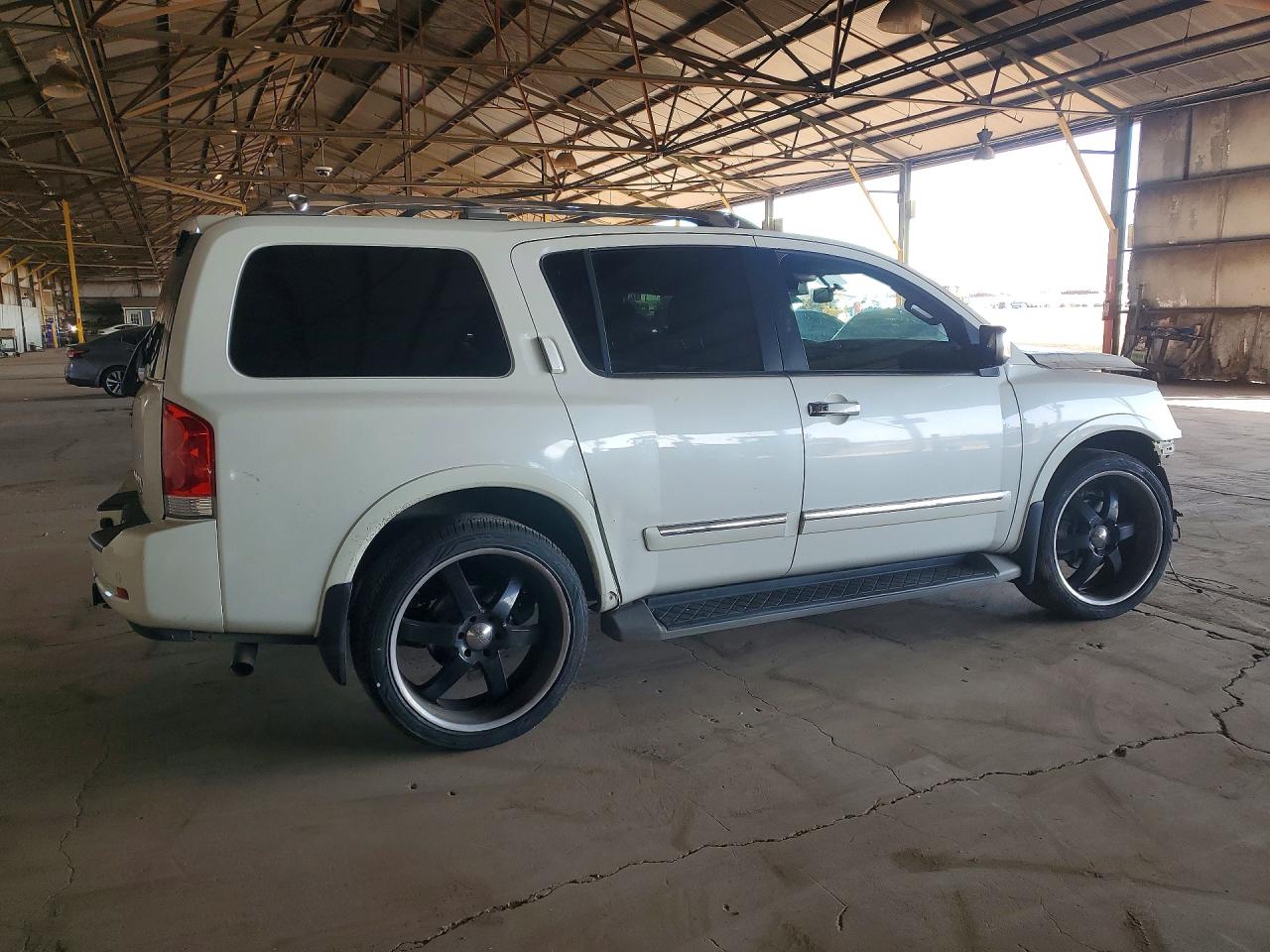 Nissan Armada Platinum