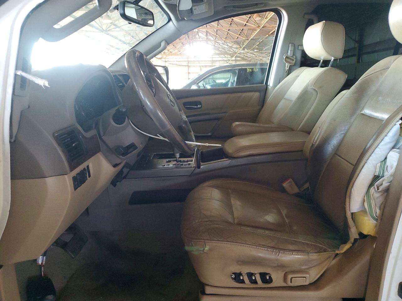 Nissan Armada Platinum