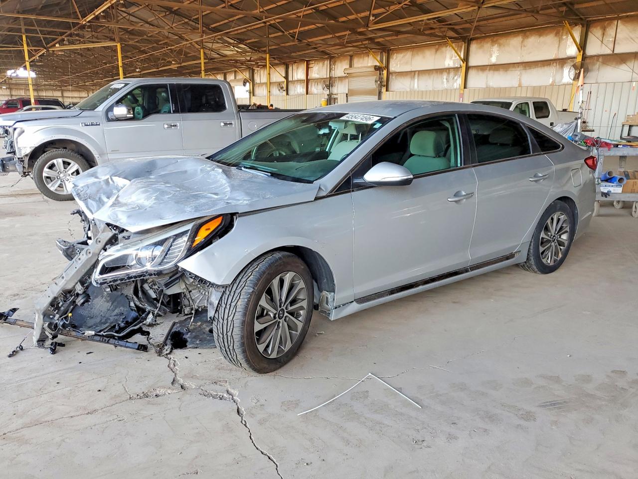 Salvage Hyundai SONATA Image