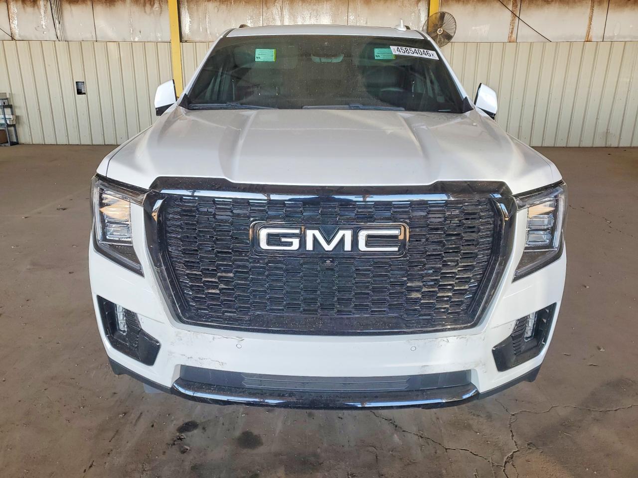 GMC Yukon Denali