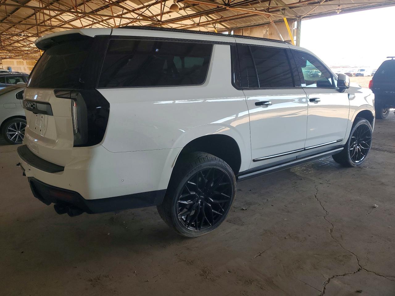 GMC Yukon Denali