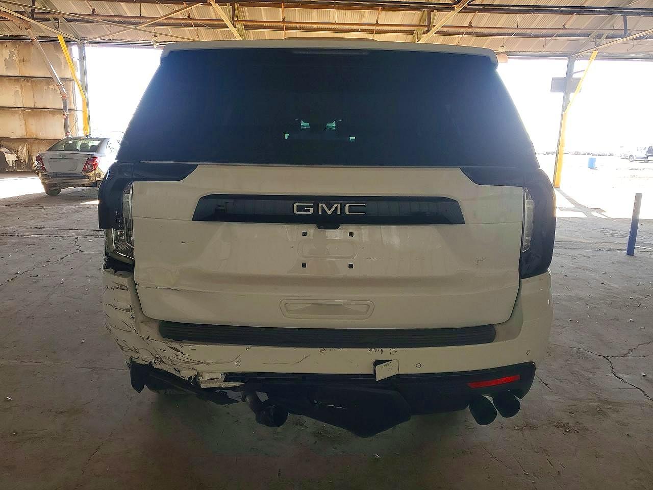 GMC Yukon Denali
