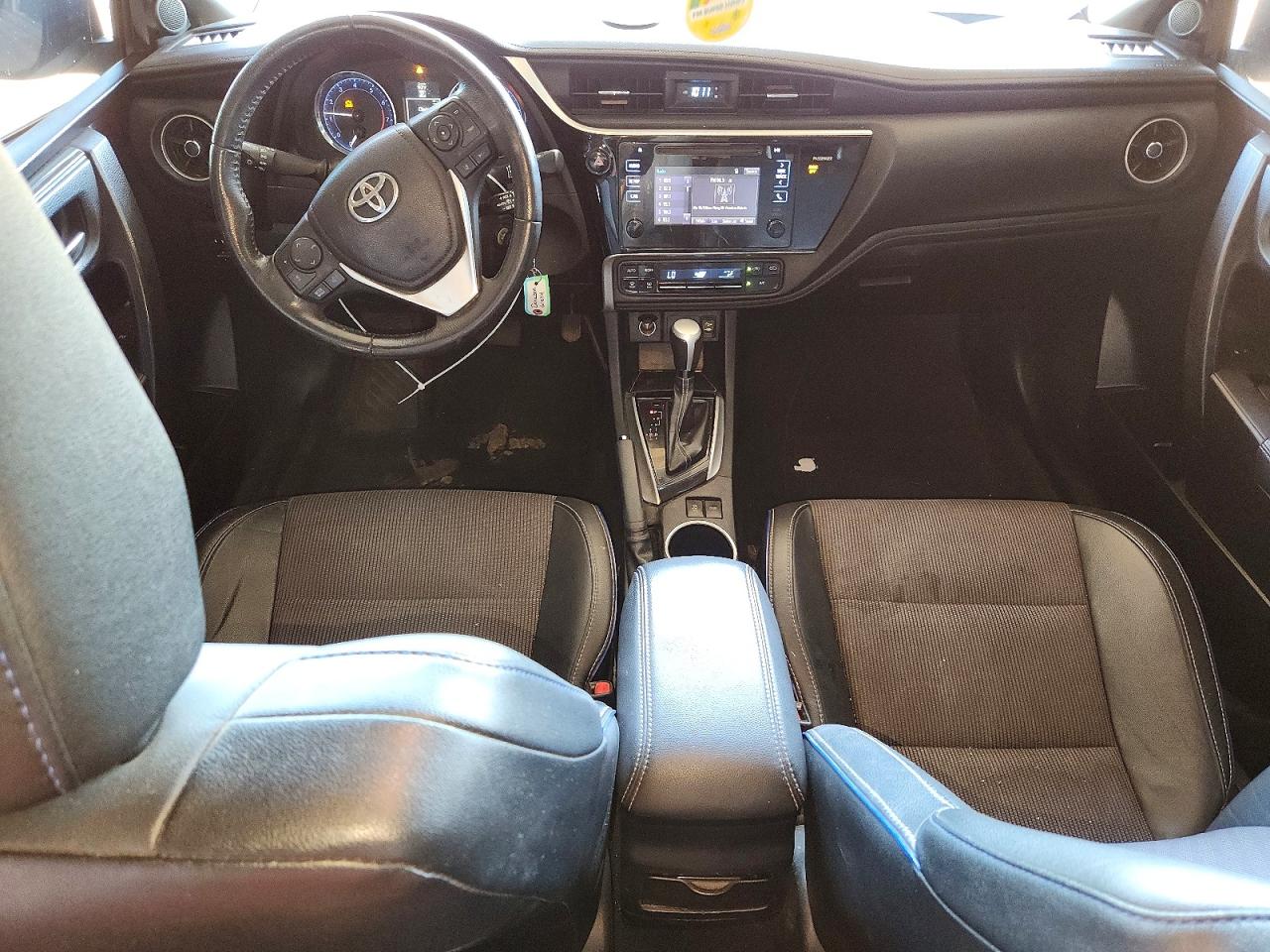 Toyota Corolla Se