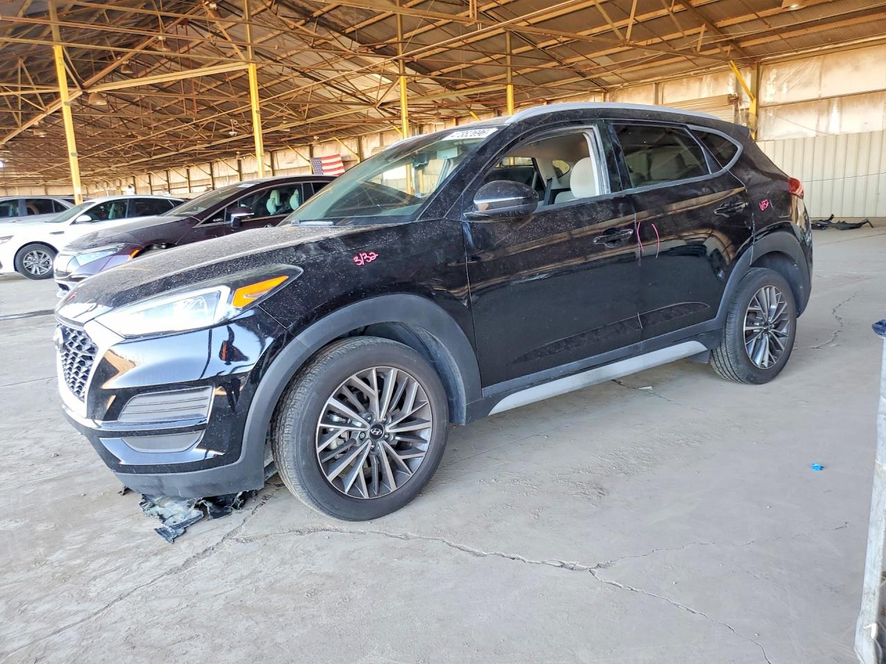 Salvage Hyundai TUCSON Image