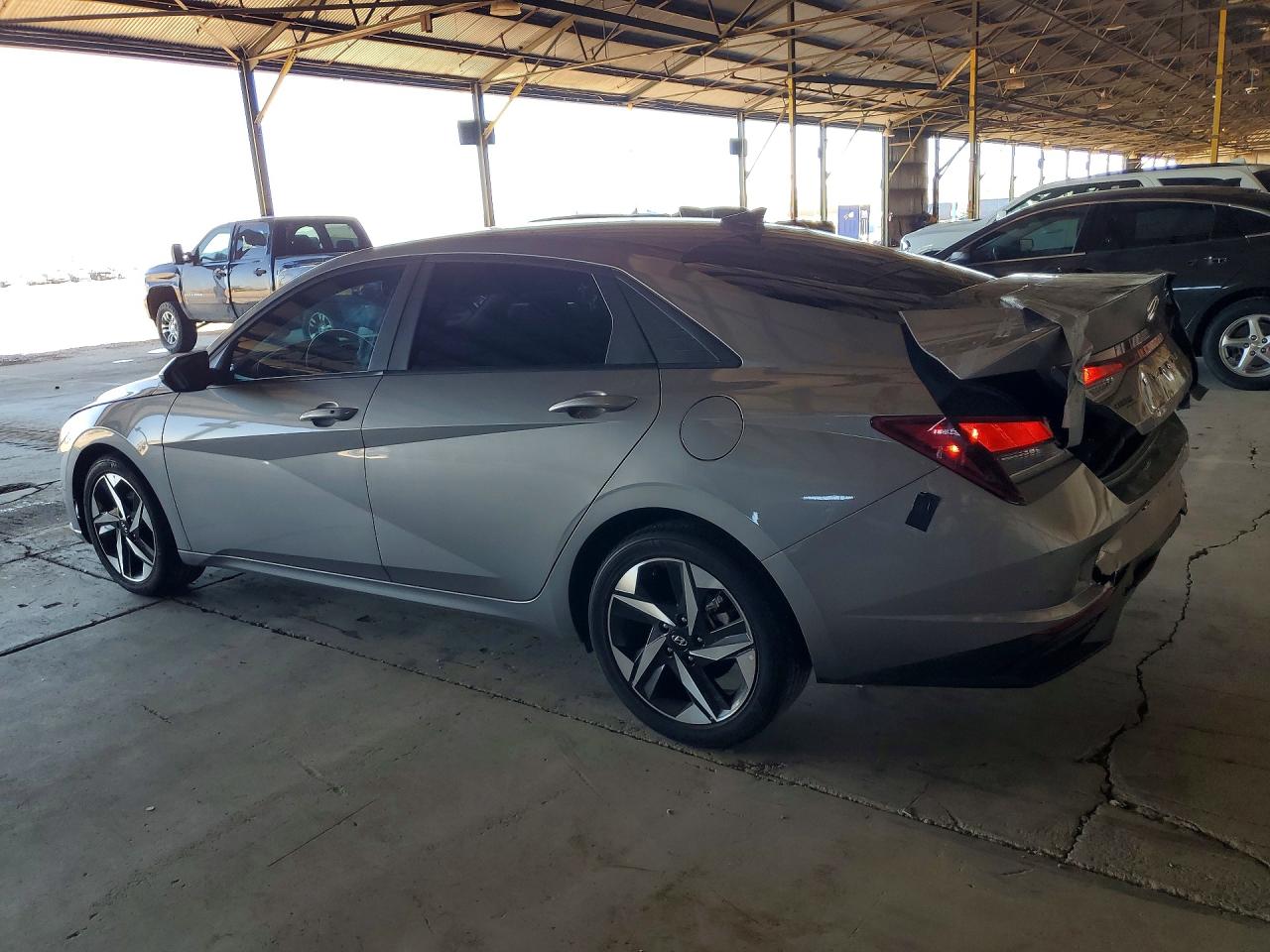 Hyundai ELANTRA Sel
