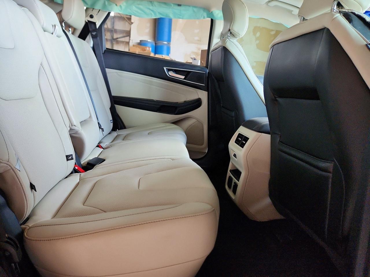 Ford Edge Titanium