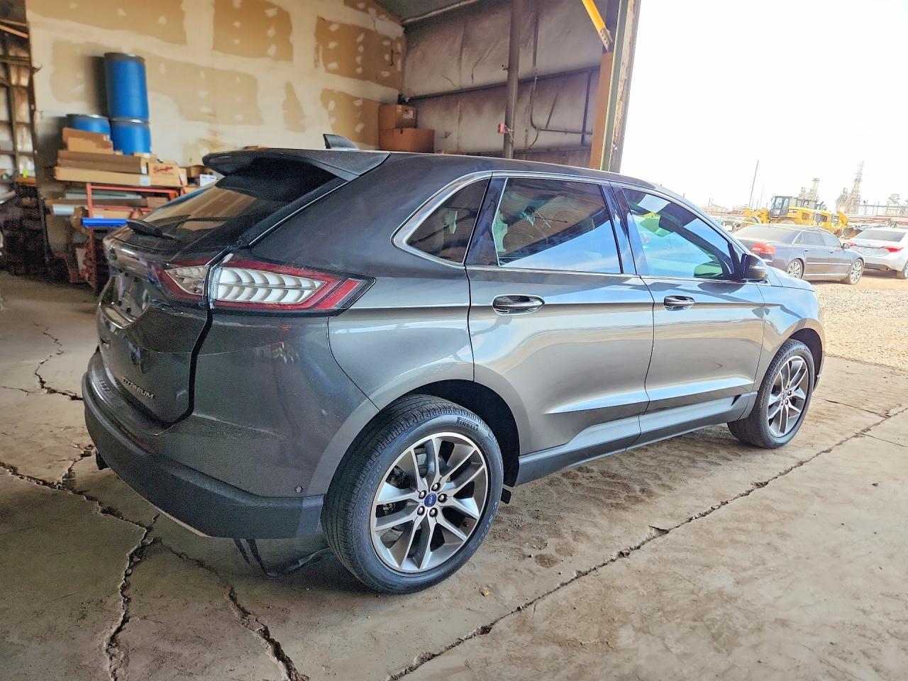 Ford Edge Titanium