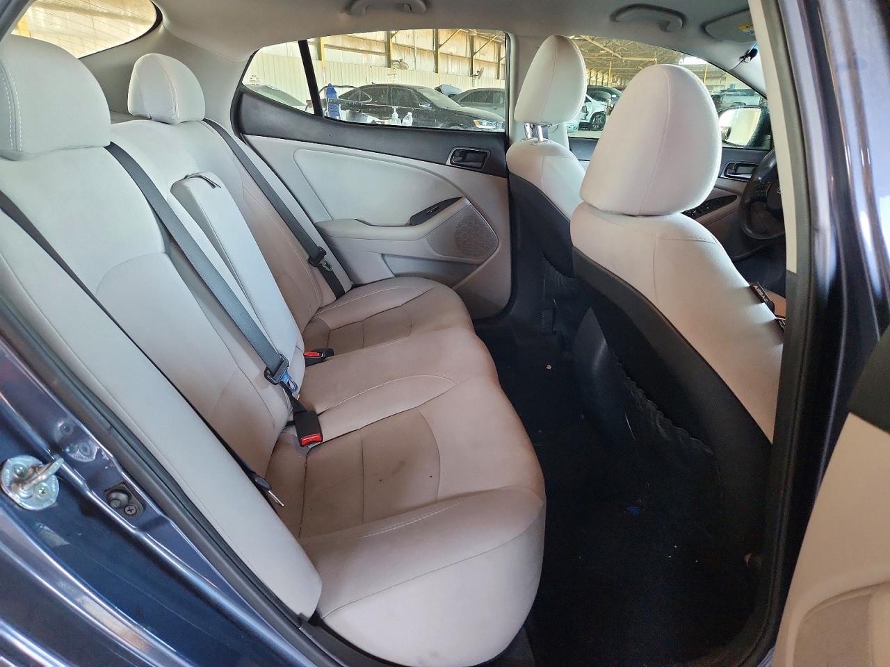 Kia Optima Lx
