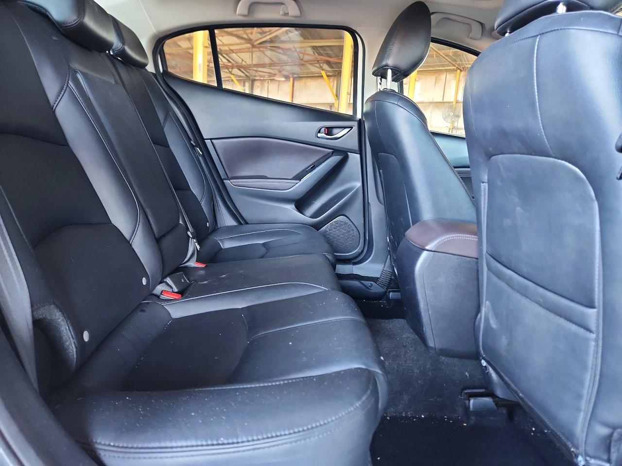Mazda 3 Touring