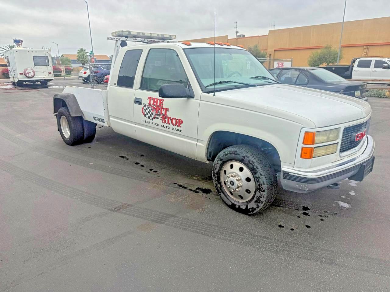 Salvage Chevrolet Gmt Image