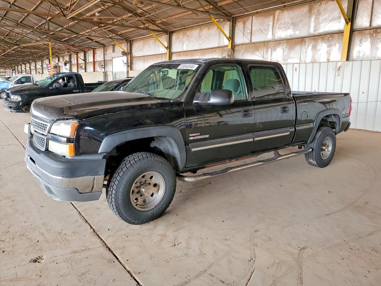 Salvage Chevrolet Silverado Image