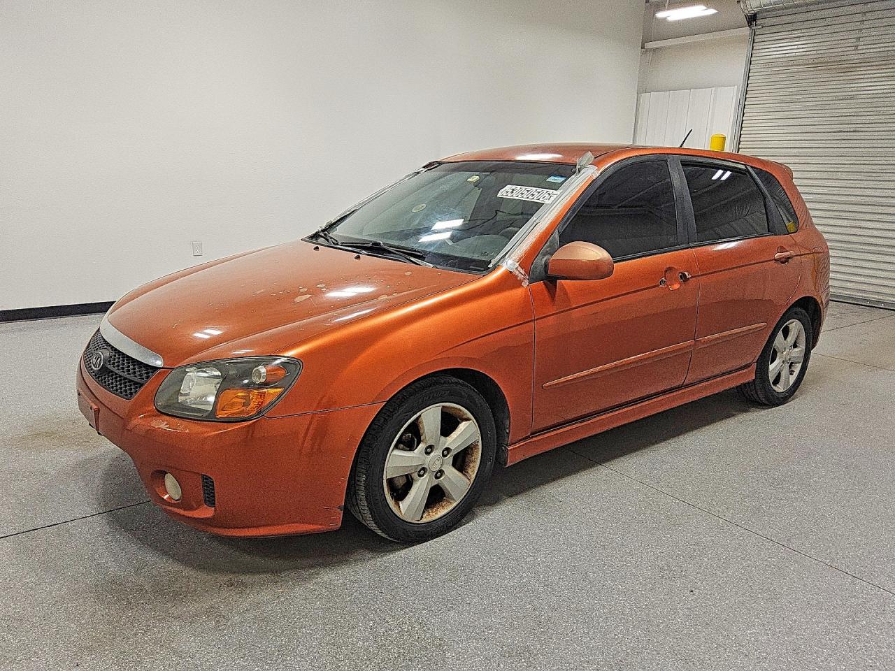 Salvage Kia Spectra Image