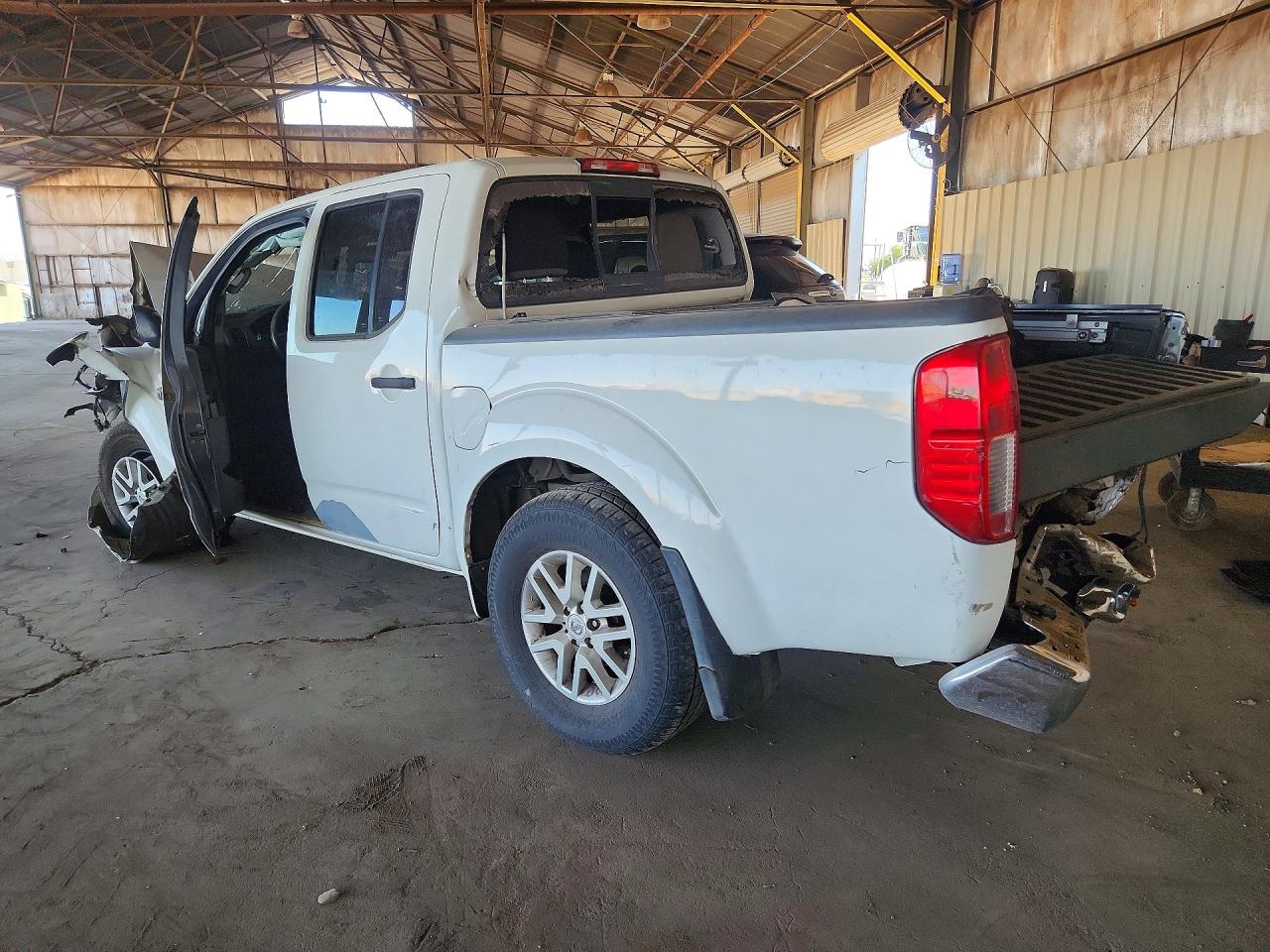 Nissan Frontier Sv