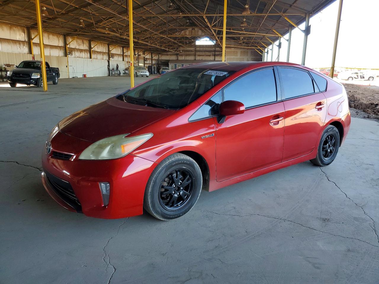 Salvage Toyota Prius Image