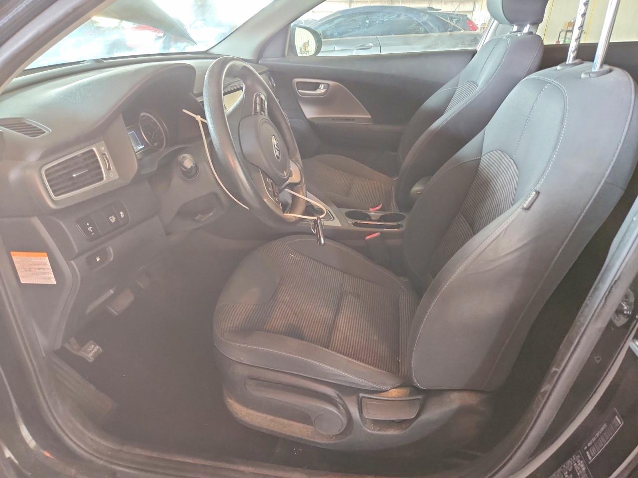 Kia Niro Lx