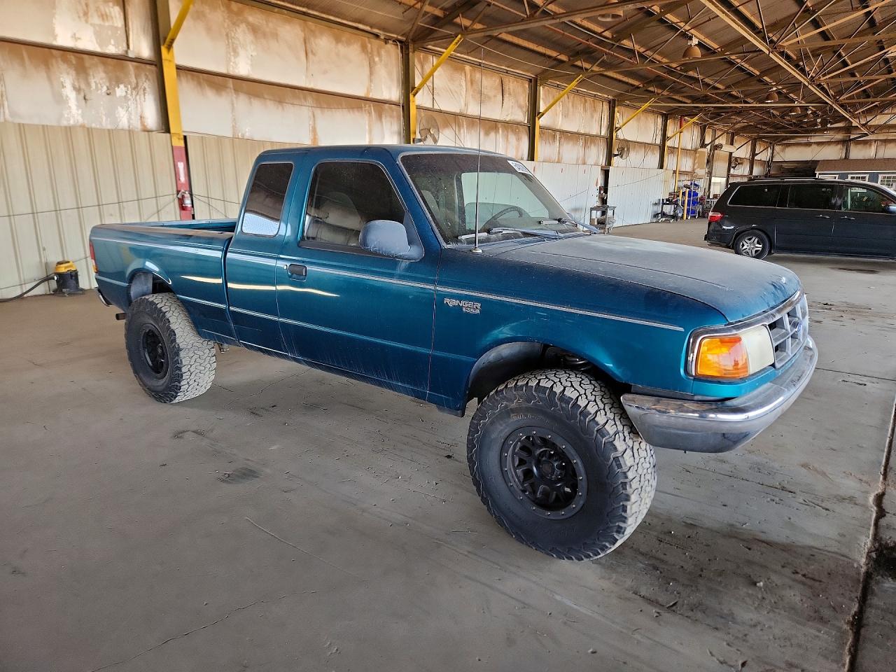 Ford Ranger Super Cab