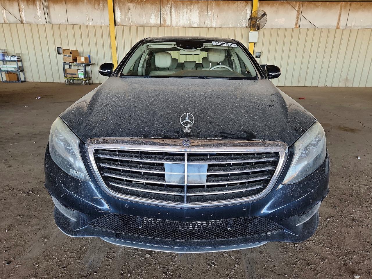 Mercedes-Benz S-Class 550