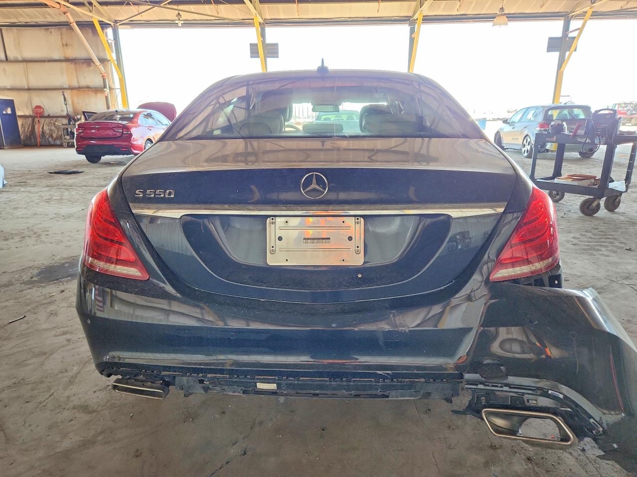 Mercedes-Benz S-Class 550